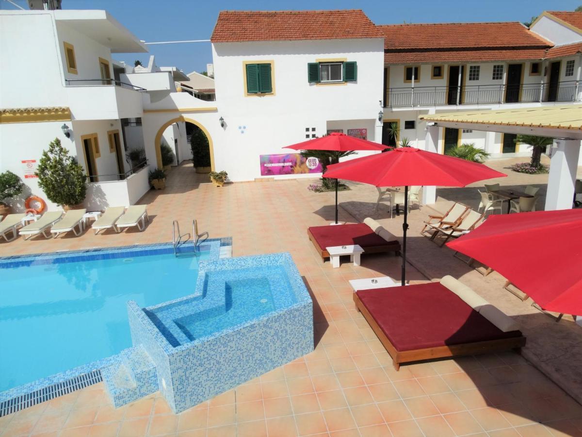 Oasis Beach Club Kavos Ngoại thất bức ảnh