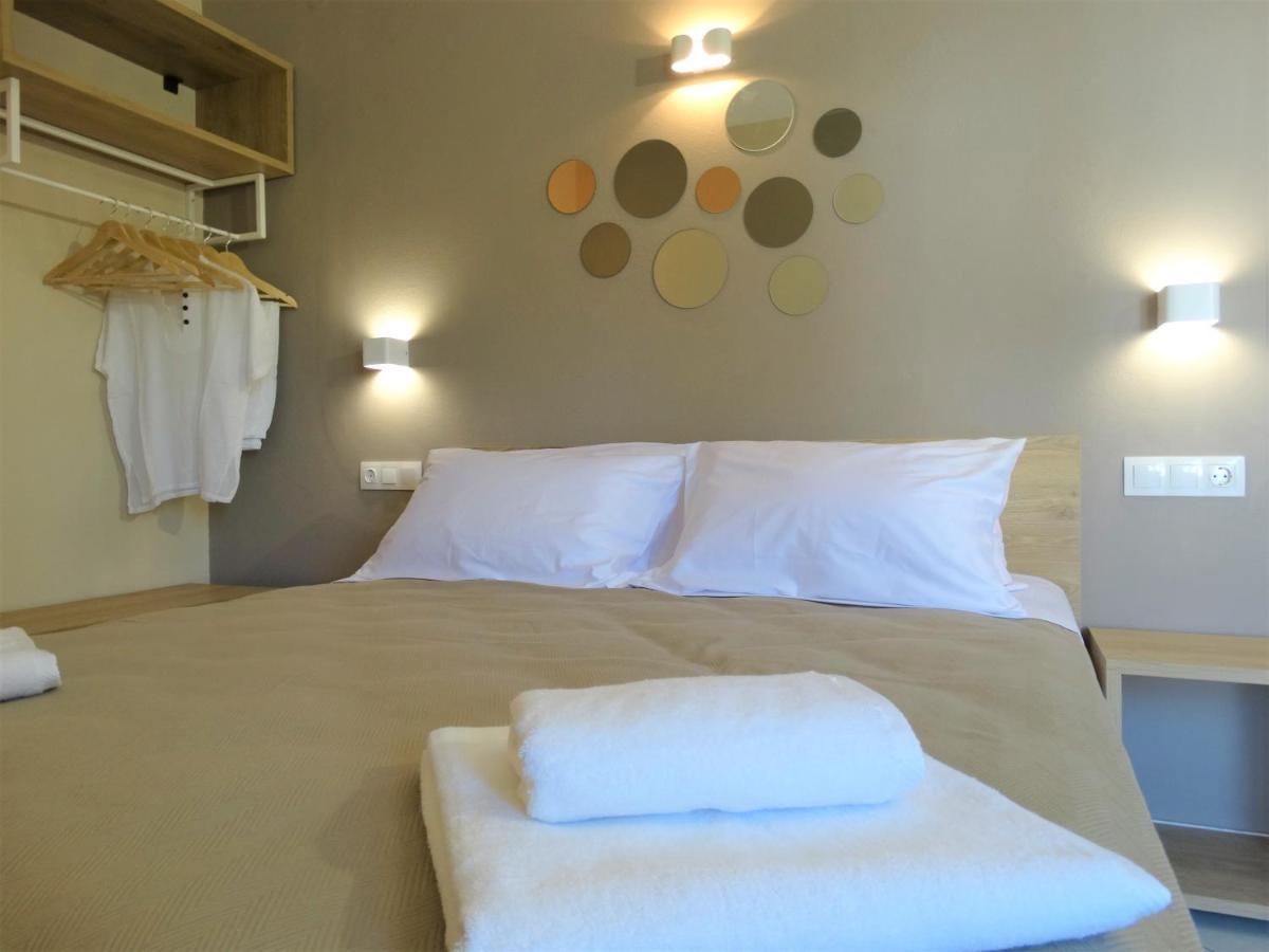 Oasis Beach Club Kavos Ngoại thất bức ảnh