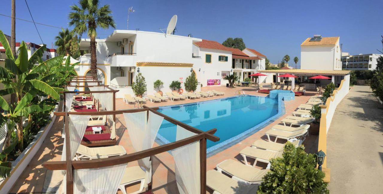 Oasis Beach Club Kavos Ngoại thất bức ảnh