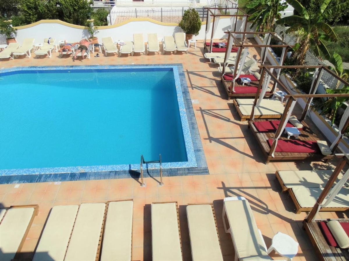 Oasis Beach Club Kavos Ngoại thất bức ảnh