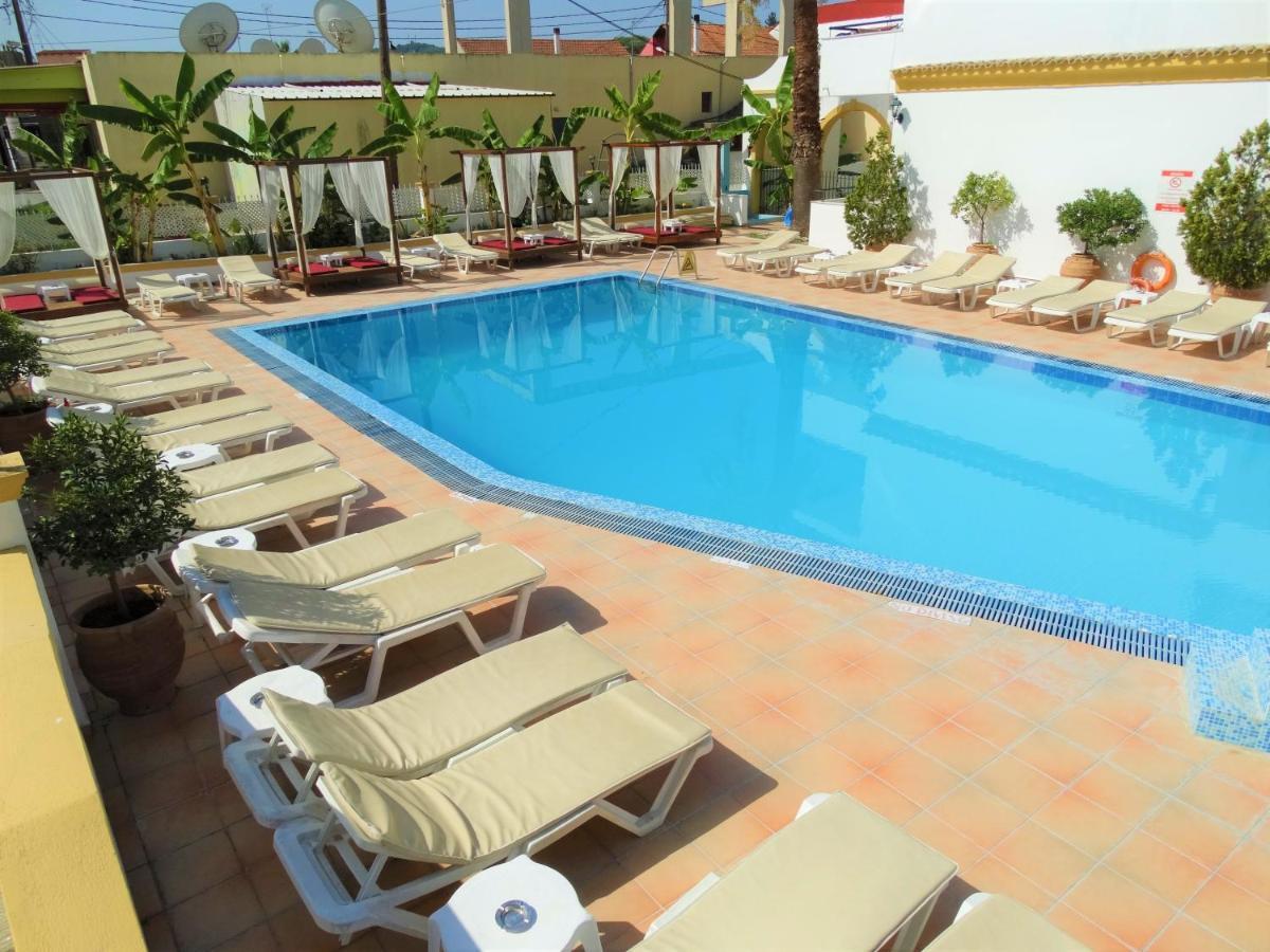 Oasis Beach Club Kavos Ngoại thất bức ảnh