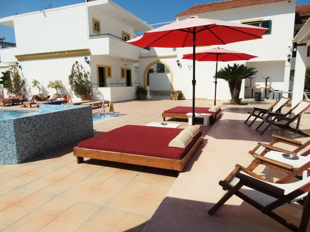 Oasis Beach Club Kavos Ngoại thất bức ảnh